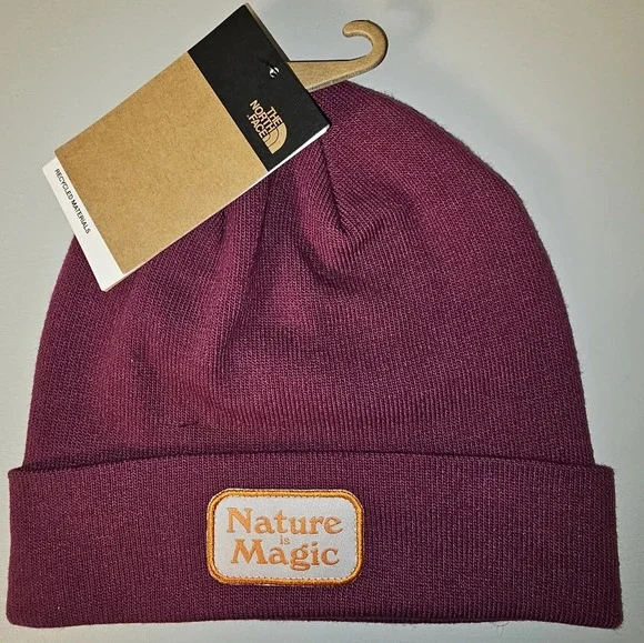 The North Face Men's Burgundy Dock Worker  Beanie "Nature Is Magic " winter hat - Picture 4 of 10